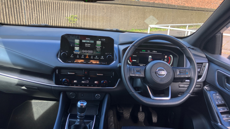 Nissan Qashqai 1.3 DiG-T MH Tekna 5dr Petrol Hatchback